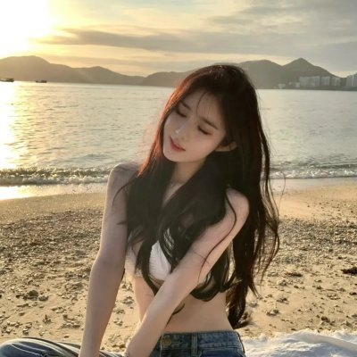 夜晚的水母不会游泳